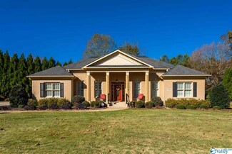 5004 Red Mile Ct SE, Brownsboro, AL 35741