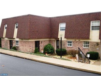3 Alpine Ct, Reading, PA 19606