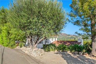12642 Baja Panorama, Santa Ana, CA 92705