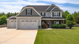 279 Brightleaf Dr, Whispering Pines, NC 28327