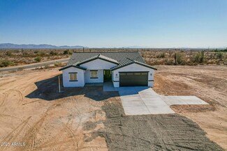 3825 N 335th Ave, Tonopah, AZ 85354