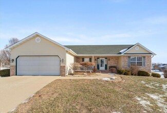 798 Cedar Mill Dr, Belleville, IL 62221
