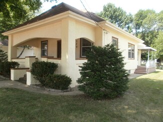 330 W Florence St, Oglesby, IL 61348