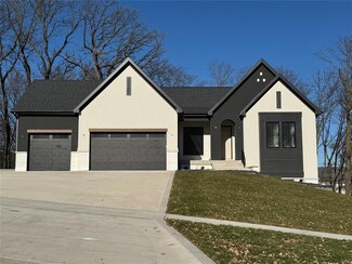 10321 Thorne Dr, Wdm, IA 50266