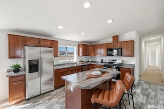 7545 Remington Rd, Silver Springs, NV 89429