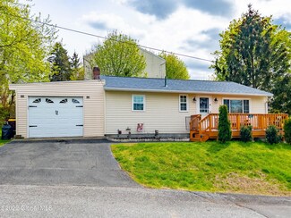 19 Dale St, Latham, NY 12110