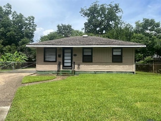 26 Vivian Ct, New Orleans, LA 70131