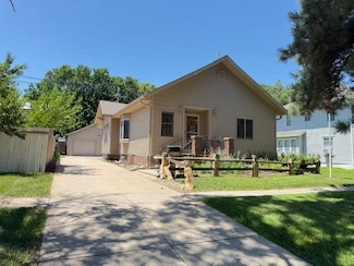 1407 N Denver Ave, Hastings, NE 68901