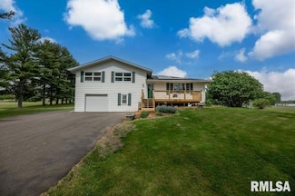 1239 Eiker Rd, Knoxville, IL 61448