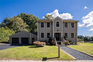 58 Barker Ave, Warren, RI 02885