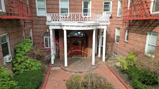 111-39 76th Rd Unit D7, Forest Hills, NY 11375
