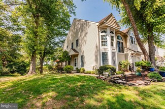 8775 Duveen Dr, Glenside, PA 19038