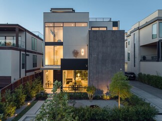 3513 Edgewater St, Dallas, TX 75205