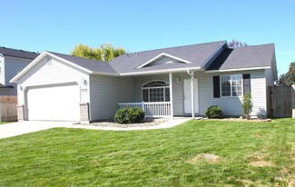 5312 Princeton Ave, Caldwell, ID 83607