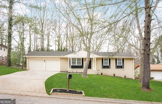 2017 Lindsey Ln, Decatur, GA 30035