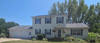 5449 W Golfside Dr, Ludington, MI 49431