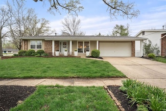 311 Statewood Dr, Ballwin, MO 63021