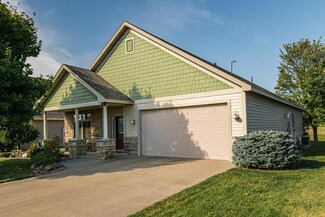 517 Coral Dr, Lake City, MN 55041