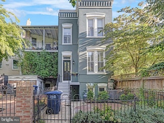 1210 F St NE, Washington, DC 20002