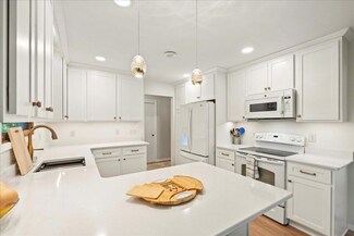 4768 Eisenhower St, Oregon, WI 53575