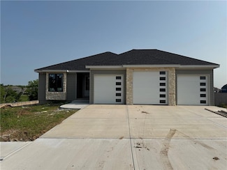 4512 N 86th Terrace, Kansas City, MO 64156
