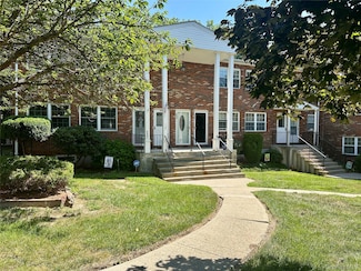 276 Temple Hill Rd Unit 2604, New Windsor, NY 12553