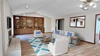 9404 Red Oak Ln, Edmond, OK 73034