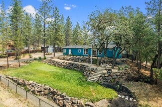 547 Hudspeth Ln, Shady Cove, OR 97539