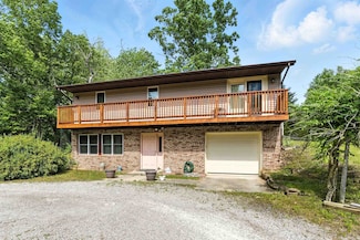 1776 N 7 Mile Rd, Sanford, MI 48657