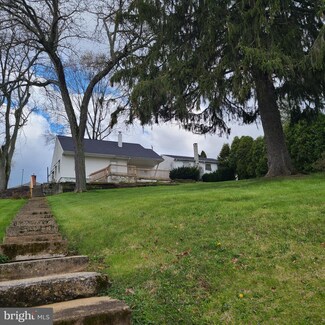 20 Apple St, Boyertown, PA 19512