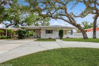 51 Lexington Dr, Dunedin, FL 34698