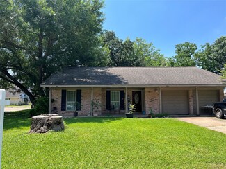 1839 Terrence Dr, Stafford, TX 77477