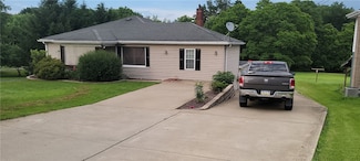 170 Lairds Crossing Rd, Worthington, PA 16262