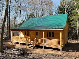 212 Lewis Rd, Bernhards Bay, NY 13028