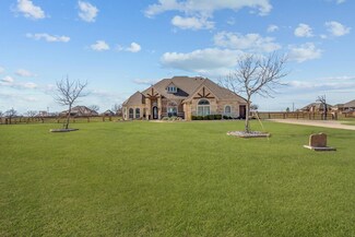 1325 Flanagan Farm Dr, Bartonville, TX 76226