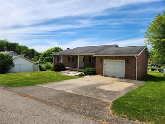 14 Washington St, Latrobe, PA 15650