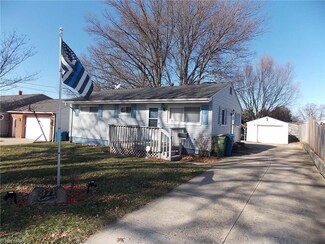371 Washington Ave, Barberton, OH 44203