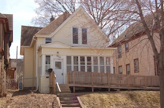 934 Beech St, Saint Paul, MN 55106