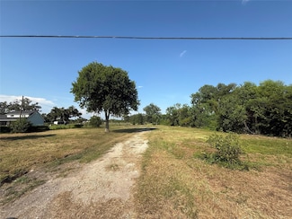 2100 County Road 342, Brazoria, TX 77422