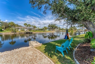 18390 Burkholder Cir, Port Charlotte, FL 33948