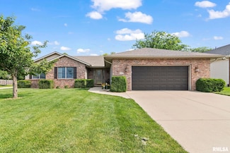 5313 Jaeger Dr, Springfield, IL 62711