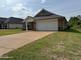 2217 Walk Jones Way, Southaven, MS 38672