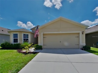 518 Squires Grove Dr, Winter Haven, FL 33880