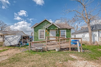 8617 Autumn Ln, Houston, TX 77016