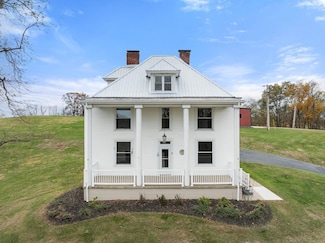 839 W Alexander Rd, Valley Grove, WV 26060