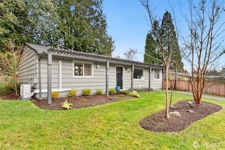 22302 10th Ave S, Des Moines, WA 98198