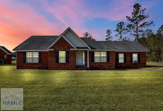 291 Madison Ave NE, Ludowici, GA 31316