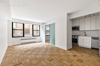 49 W 12th St Unit 1A, New York, NY 10011