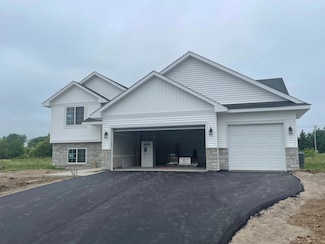 17691 Empire Trail, Lakeville, MN 55044