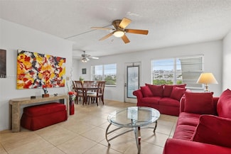 1074 Oakridge F Unit 1074, Deerfield Beach, FL 33442